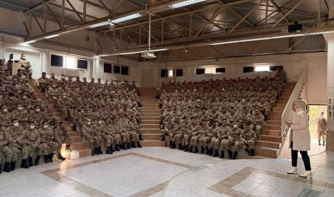 Bilecik’te Bedelli Askerlere Su Verimliliği Eğitimi Gerçekleştirildi Bilecik'te 2.927 bedelli asker, Tarım ve Orman Bakanlığı'nın Su Verimliliği