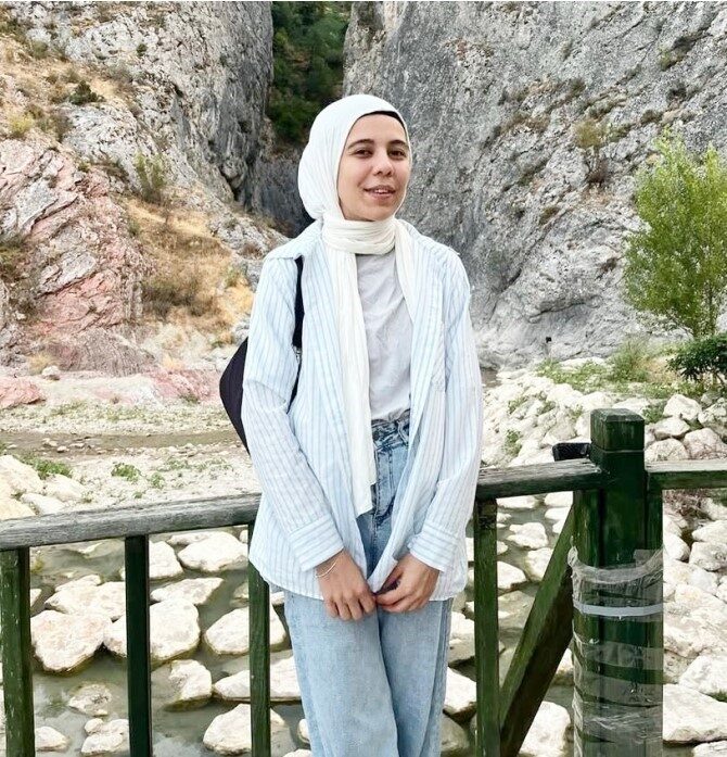 Bilecik'te Yenipazar 75. Yıl Cumhuriyet İlkokulu'nda öğretmenlik yapan Merve Kaplan'ın