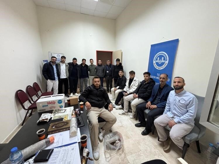 Bilecik İl Müftüsü Ahmet Dilek, üniversiteye başlayan öğrencilere yönelik düzenlenen
