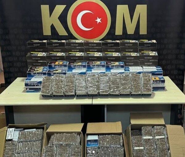 Bilecik İl Emniyet Müdürlüğü, Bozüyük'te düzenlediği operasyonda birçok dolu makaron