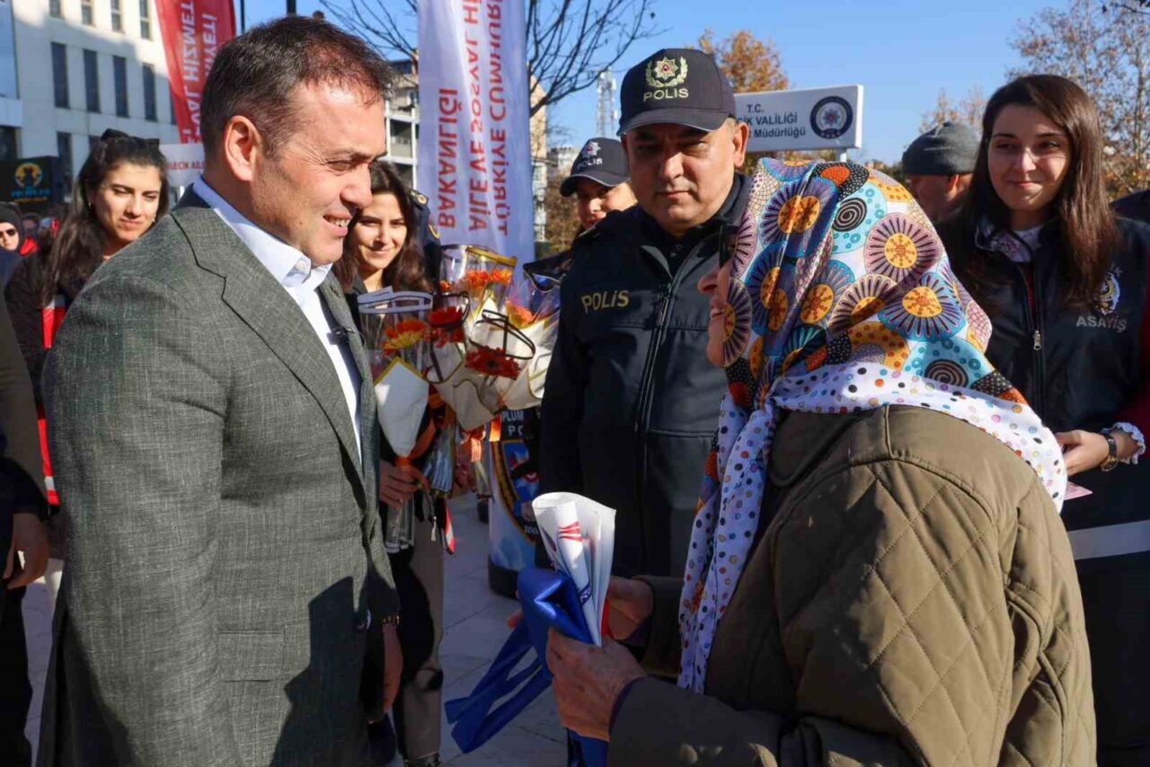 Bilecik’te Kadına Yönelik Şiddetle Mücadele İçin Farkındalık Etkinliği Düzenlendi