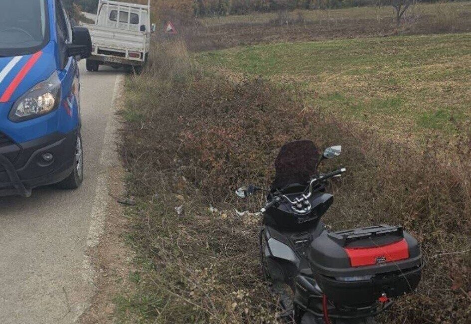 Bilecik’teki bir trafik kazasında, sürücü Mehmet S. kontrolü kaybederek motosikletini