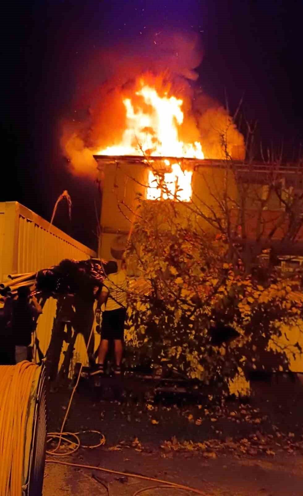 Bilecik Osmaneli’nde bir evde çıkan yangın hızlıca kontrol altına alındı, can kaybı yok