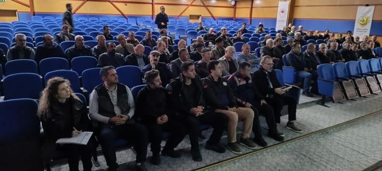 Bilecik'in Pazaryeri ilçesinde, ormanların sürdürülebilir yönetimi amacıyla önemli bir eğitim