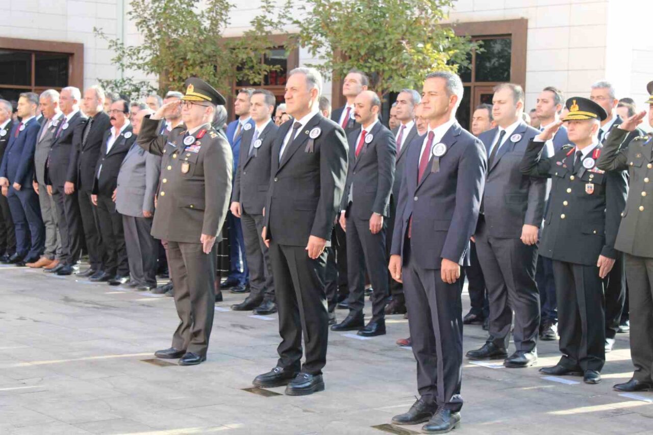 Gazi Mustafa Kemal Atatürk, vefatının 87. yılında Bingöl'de anıldı. Törende