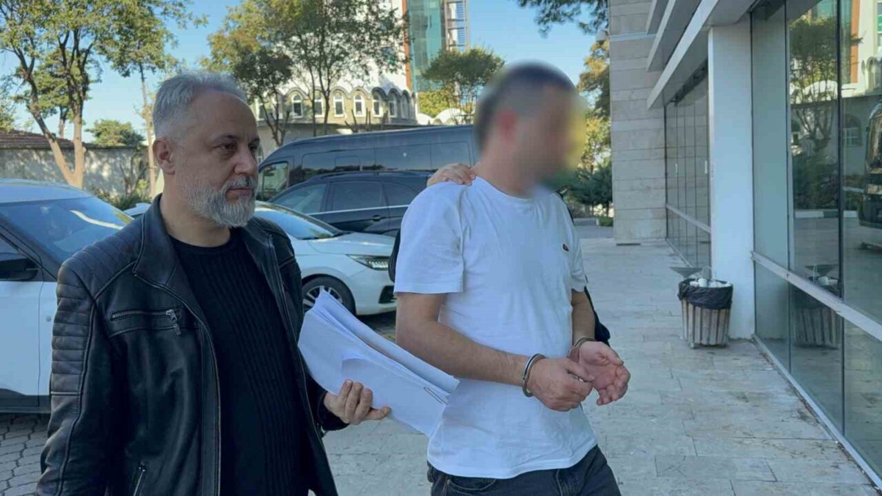 Samsun'da bir birahanede Galatasaray-Trabzonspor maçı sırasında çıkan tartışmada, Trabzonspor taraftarı