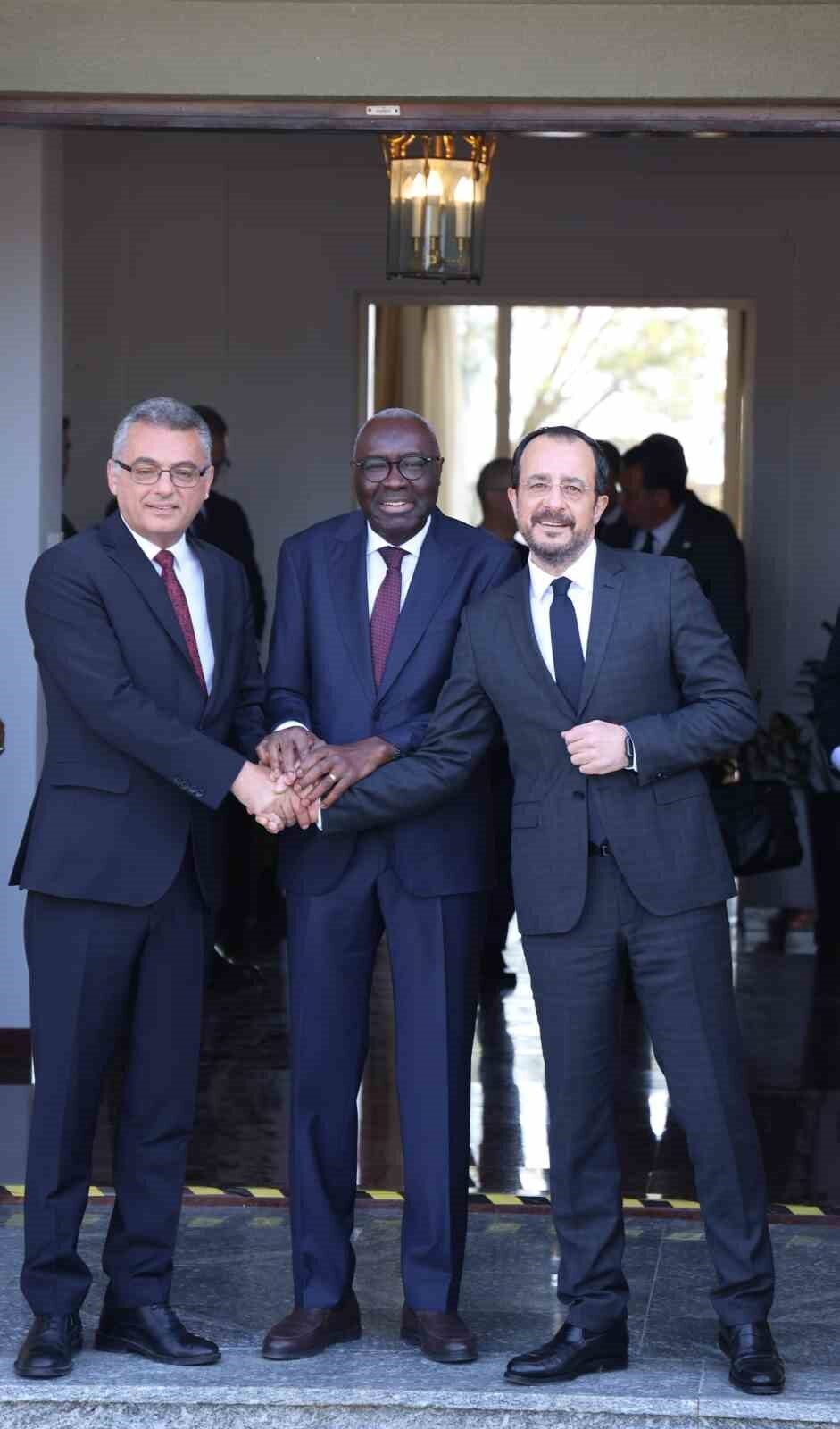 Kuzey Kıbrıs Türk Cumhuriyeti Cumhurbaşkanı Tufan Erhürman ve Güney Kıbrıs