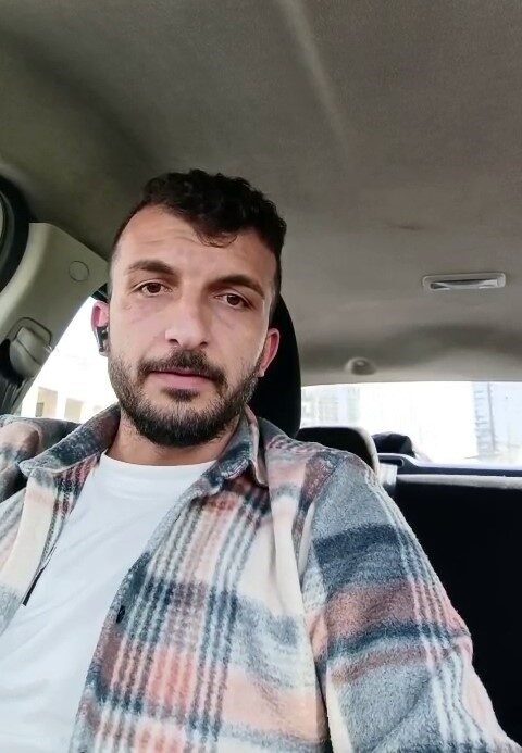 İstanbul'da tatil yapan Almanya'dan gelen Böcek ailesi, geçirdikleri kötü bir