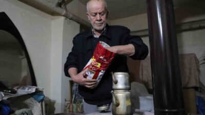 Eskişehir'de 75 yaşındaki Hasan Gürbüz, sağlık problemleri ve yalnızlık içinde