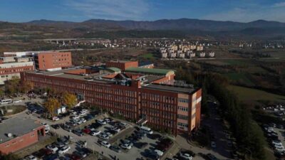 Bolu Abant İzzet Baysal Üniversitesi Diş Hekimliği Fakültesi'nde 14 öğrenci,