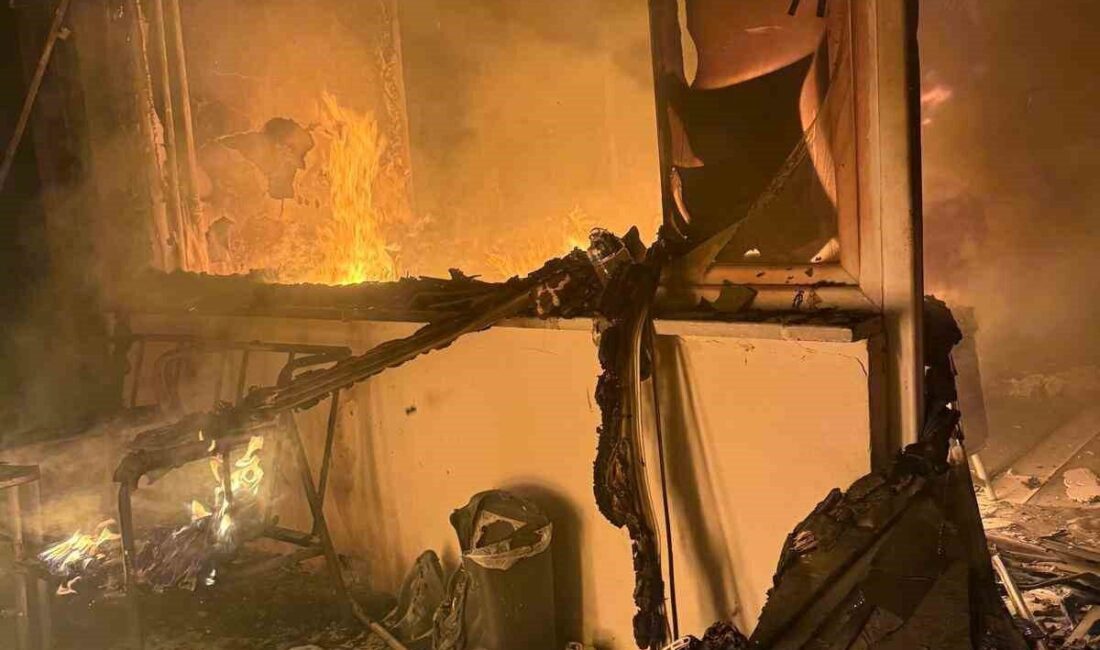 Bolu'nun Örencik köyünde Avni S.'ye ait 2 katlı evin giriş