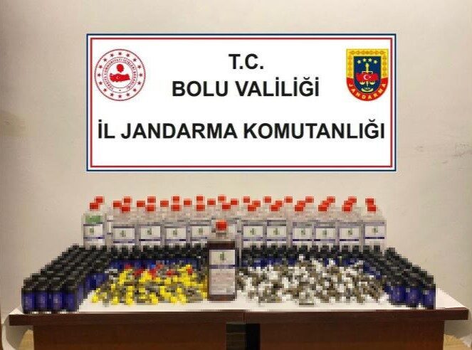 Bolu İl Jandarma Komutanlığı, kaçak içki üretimi ve satışı yapan