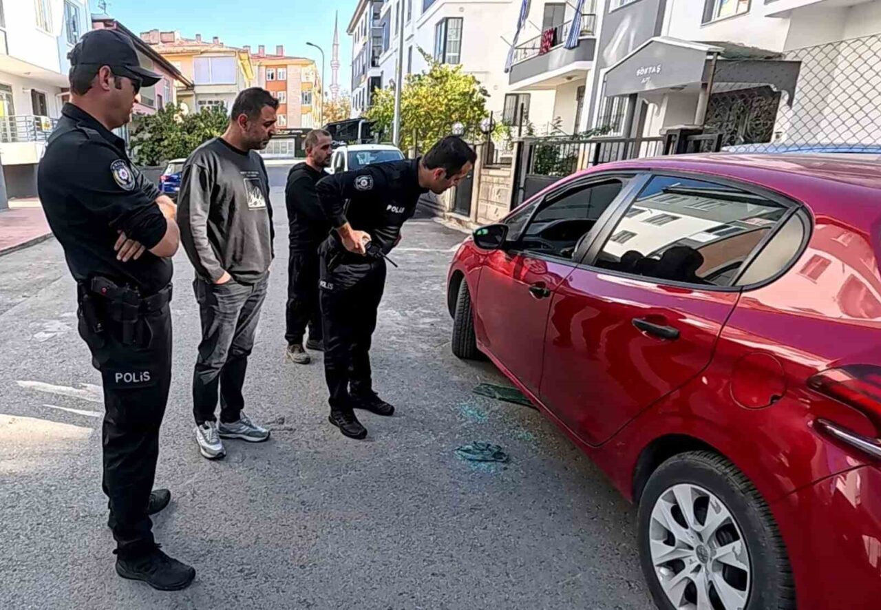 Aksaray'da N.B., avukatından çıkan bir kadının aracının camını boşanma aşamasındaki
