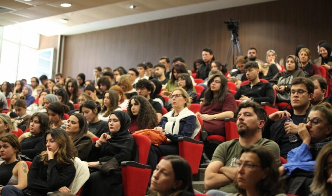 Akdeniz Üniversitesi, Edebiyat ve Hukuk Fakülteleri iş birliğiyle "Boşanma ve