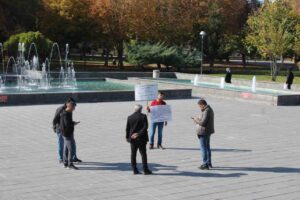 Kayseri’de Doğan Bilgiç, 2019'dan beri süren boşanma davası nedeniyle Mimar