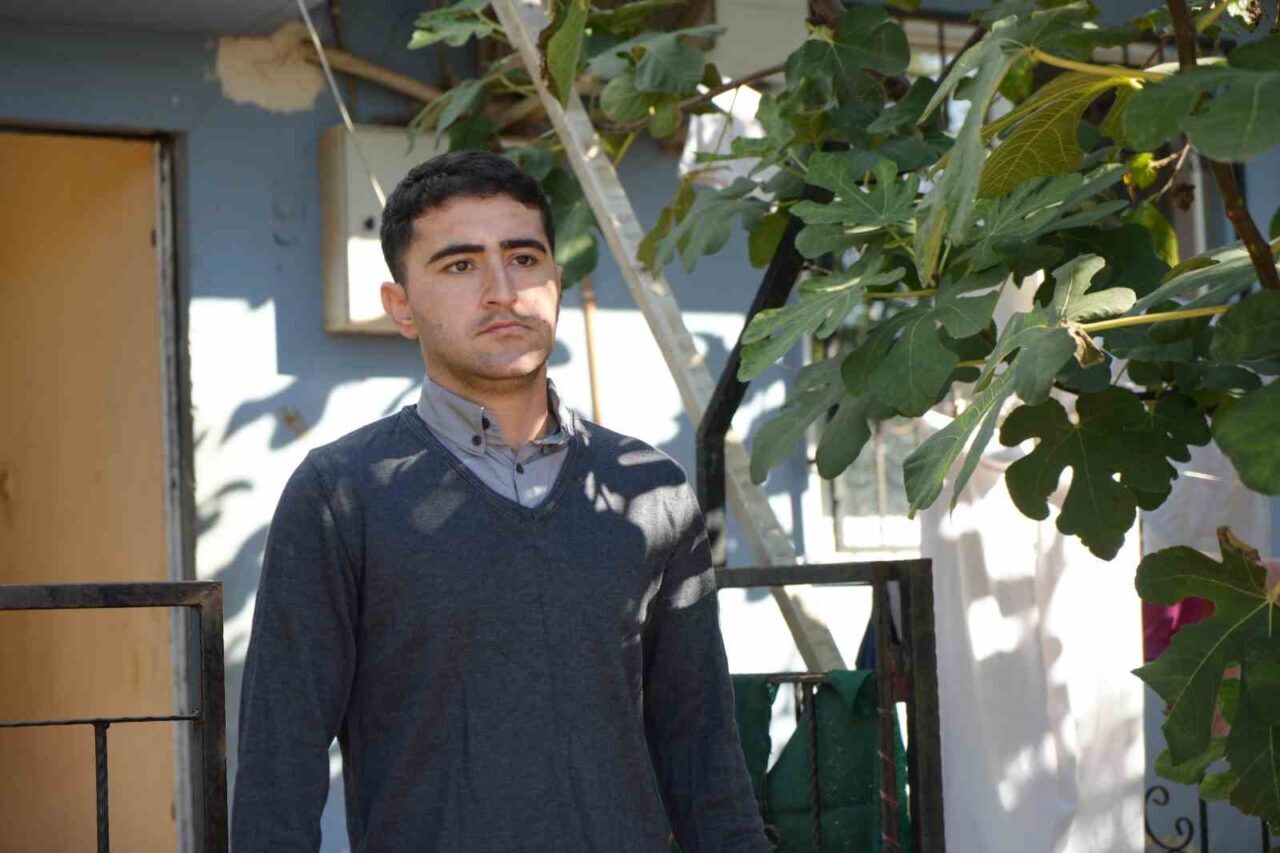 Antalya'da Eyyüp Cengiz, sosyal medyada tanıştığı dolandırıcı Gökhan'dan ev satın