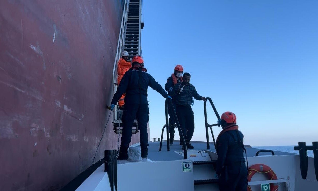 Çanakkale Boğazı’nda bekleyen ‘WALRUS’ tankerinde arıza sırasında yaralanan Dinesh Kumar