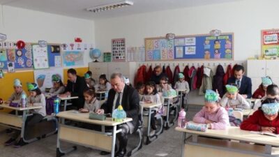 Bozüyük Kaymakamı Adem Öztürk, BİLEN projesi kapsamında Dodurga İlköğretim Okulu'nu
