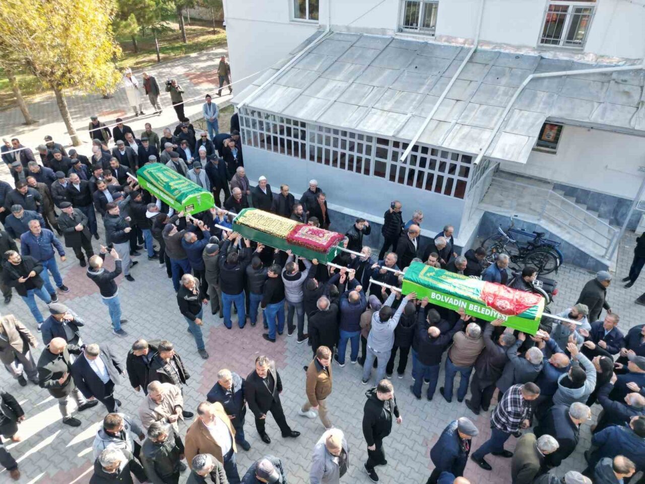 İstanbul Beşiktaş'ta bir oteldeki yemek sonrası zehirlenme sonucu yaşamını yitiren