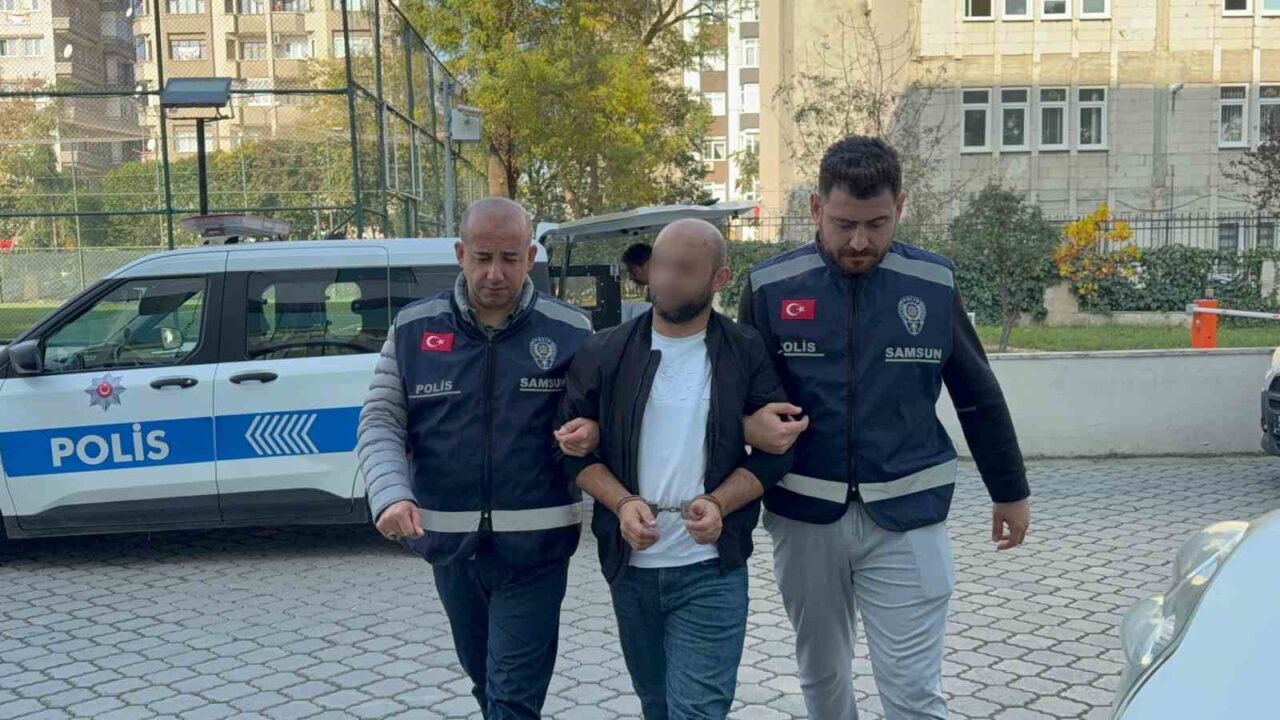 Samsun'un Atakum ilçesinde, zabıta M.K. (36), polis okulu öğrencileri İ.D.