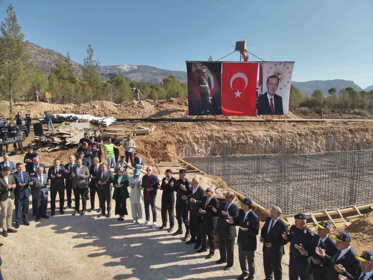 Karaman'ın Bucakkışla köyünde yeni Jandarma Karakol Komutanlığı hizmet binasının temel