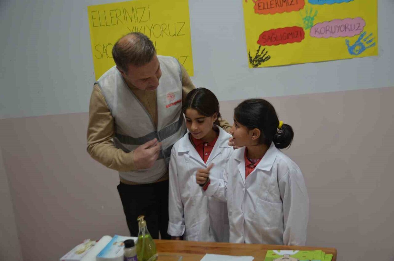 Muş'un Bulanık İlçe Sağlık Müdürlüğü, "Sağlıklı Çocuk, Sağlıklı Gelecek" projesi
