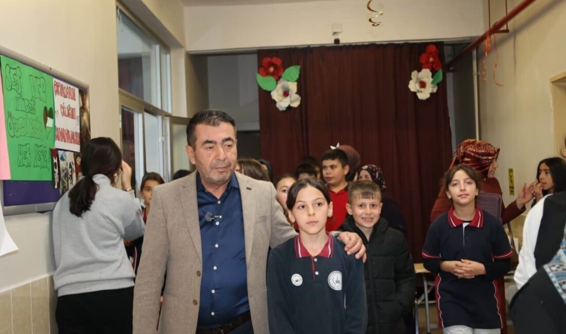 Bünyan’da Gazze ve Doğu Türkistan İçin Hayır Panayırı Düzenlendi Kayseri'nin Bünyan ilçesinde Şehit Muzaffer Can Ersoy Kız Anadolu İmam