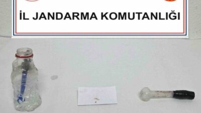 Burdur’da jandarma, uyuşturucu madde ile mücadele kapsamında düzenlediği operasyonda H.T.,