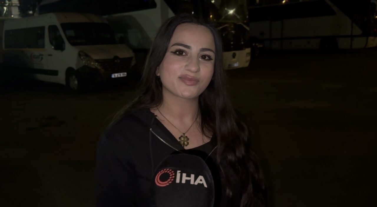 Bursa'nın Osmangazi ilçesinde yol verme nedeni ile iki kadın sürücü