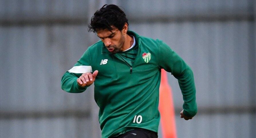 Bursaspor, Gebzespor karşısında aldığı mağlubiyetin ardından Fethiyespor maçı hazırlıklarına başladı.