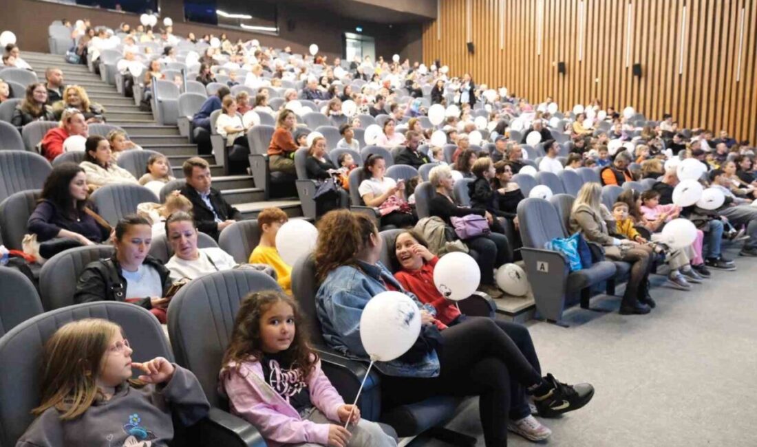 Büyükçekmece’de Dünyanın Dört Bir Yanından Gelen Çocuklar, Haklarına Sahip Çıkmak İçin Bir Araya Geldi Büyükçekmece'de Dünya Çocuk Hakları Günü etkinliği, çocukların haklarına sahip çıkması