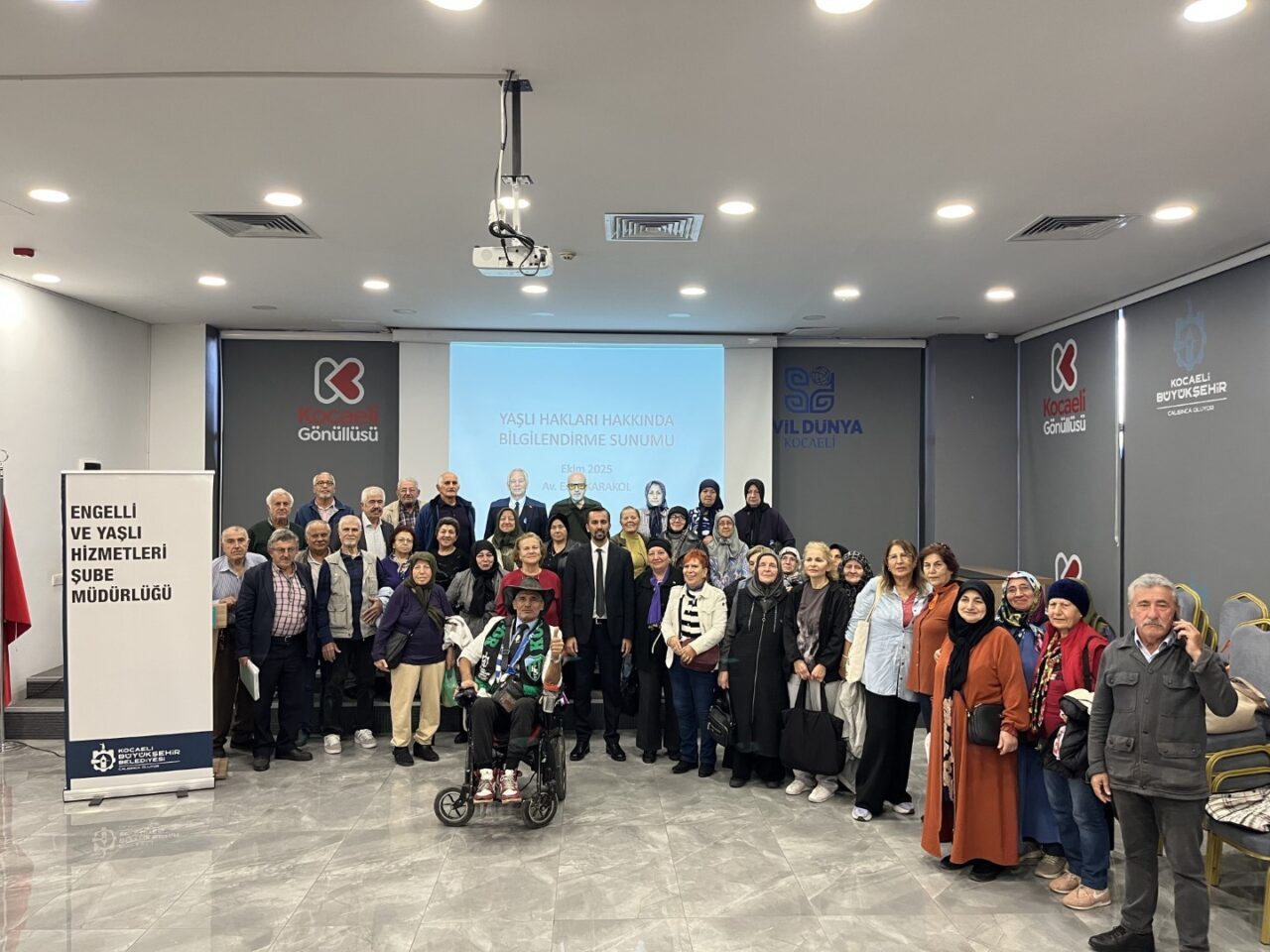 Kocaeli Büyükşehir Belediyesi, Saygınlar Kulübü üyeleri için "Yaşlı Hakları" semineri
