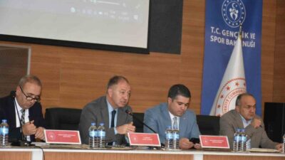 Erzurum Gençlik ve Spor İl Müdürü Levent Çakmur, 22 ayda