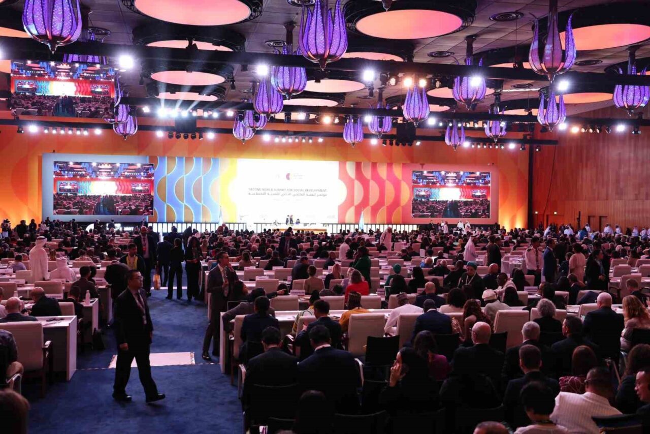 Çalışma ve Sosyal Güvenlik Bakanı Vedat Işıkhan, Katar'da düzenlenen II.