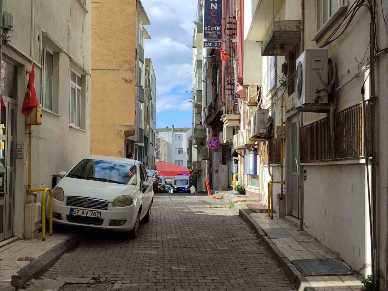 Sinop’ta 3 yaşındaki bir çocuk, evde yanlışlıkla çamaşır suyu içerek