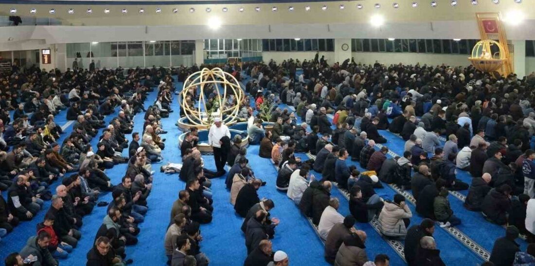 Diyanet İşleri Başkanlığı'nın bu haftaki Cuma hutbesi "Şiddetin Çaresi Merhamet
