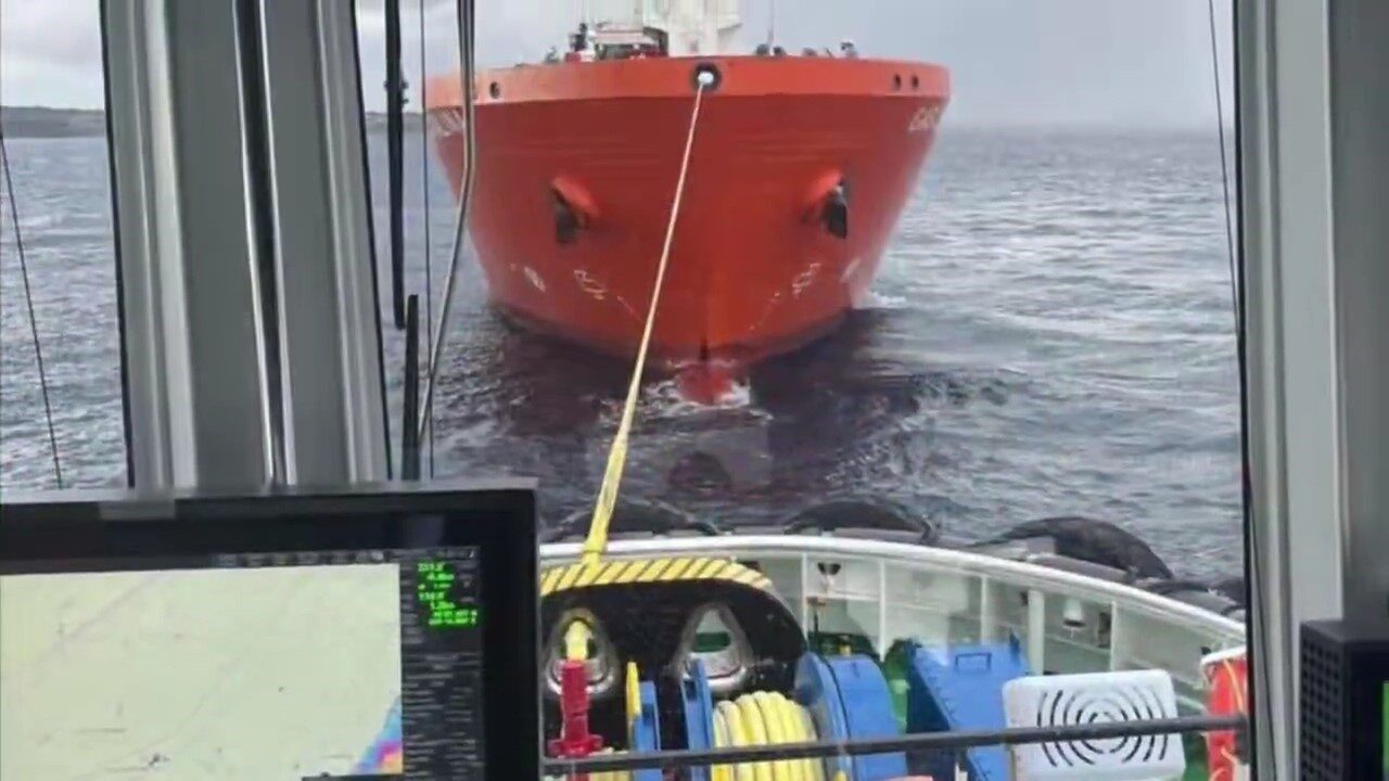 Çanakkale Boğazı'nda makine arızası yapan 119 metre uzunluğundaki ‘Gas Catalina’