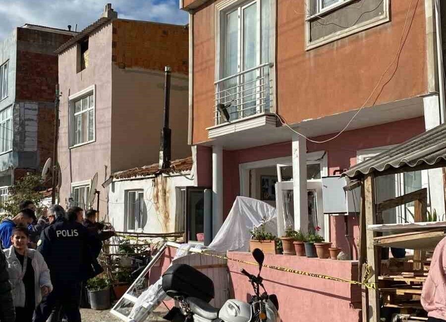 Çanakkale’nin Gelibolu ilçesinde bir doğalgaz patlaması yaşandı. Olayda G.A. adlı