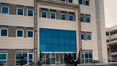 Çanakkale'de düzenlenen operasyonda, emniyet güçleri 26 kaçak göçmeni yakaladı ve