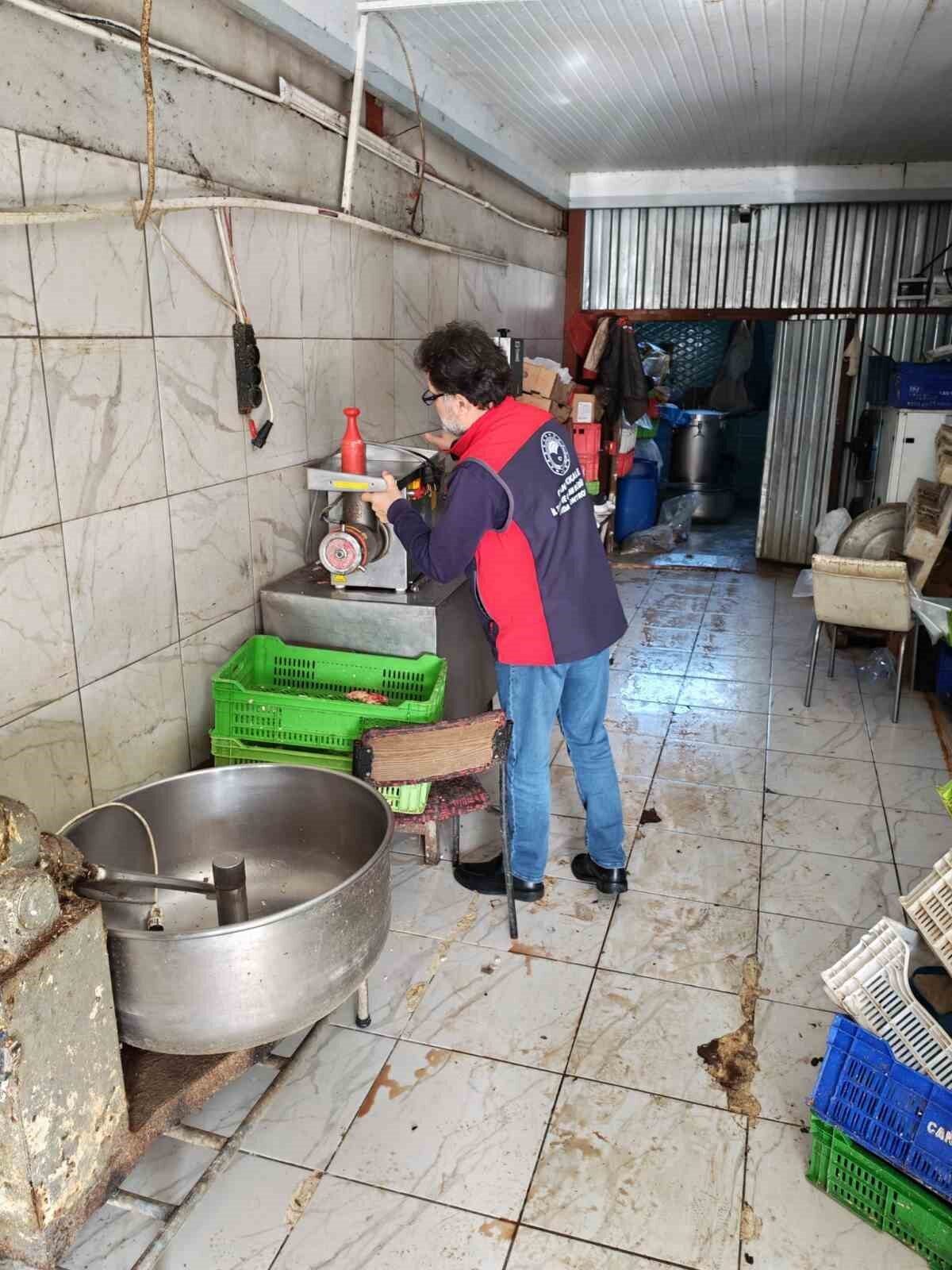 Çanakkale'de izinsiz et işleme faaliyetinde bulunan bir işletme, Tarım ve