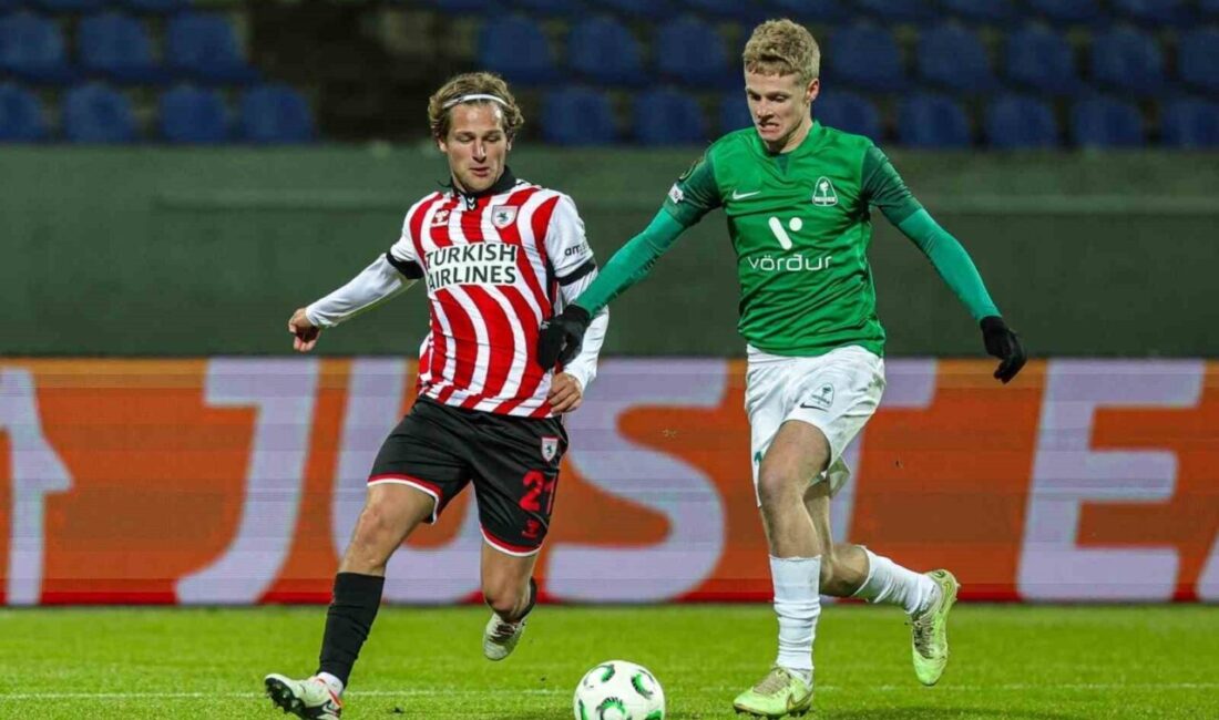 Samsunspor'un Danişman Orta Saha Oyuncusu Carlo Holse, İzlanda'daki Breidablik maçı