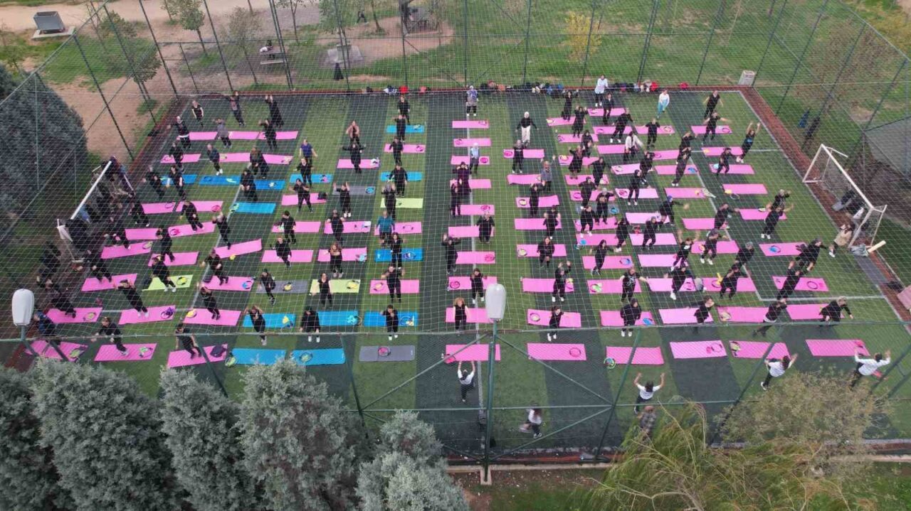 Çayırova Belediyesi Bilgievleri'nde eğitim alan 80 kursiyer, "Matını Al Gel"