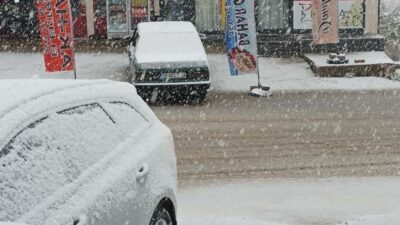 Adıyaman’ın Çelikhan ilçesinde yılın ilk karı sabah saatlerinde yağmaya başladı.