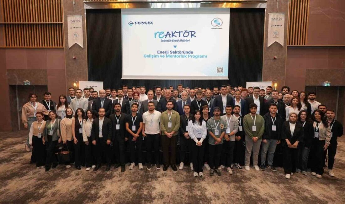 Cengiz Enerji, Elektrik Mühendisleri Odası'nın desteğiyle başlattığı "ReAktör" programını Ankara'da