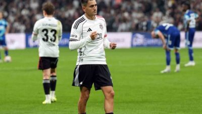Beşiktaşlı Cengiz Ünder, Samsunspor ile oynanan maçta attığı golle takımının
