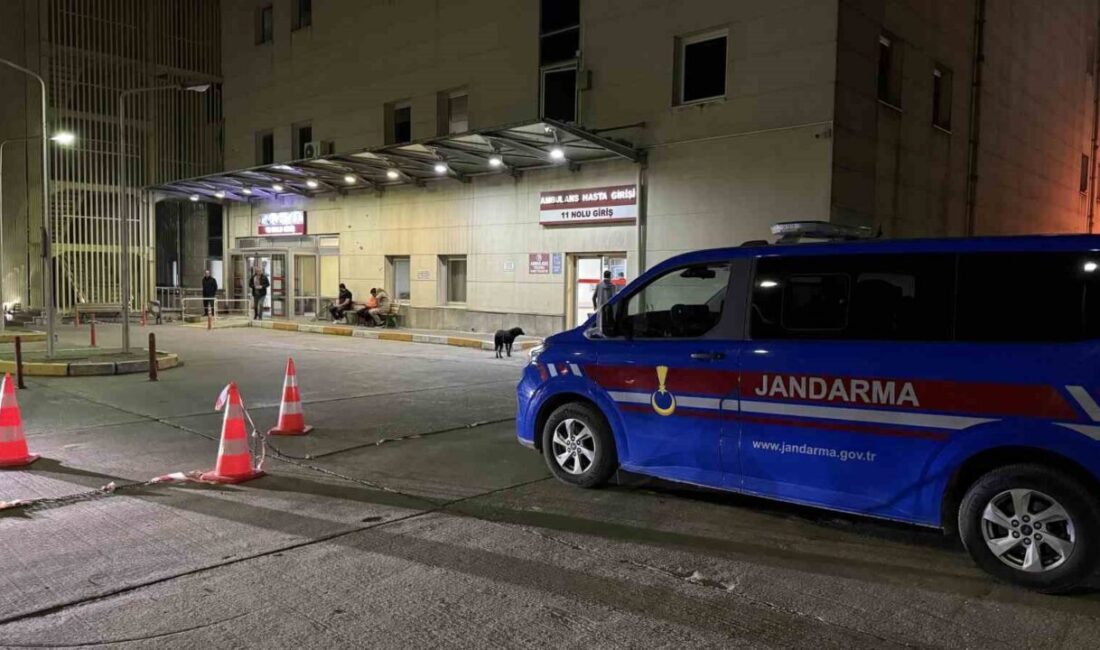 Sakarya'nın Ferizli ilçesindeki açık ceza infaz kurumunda akşam yemeğinden rahatsızlanan