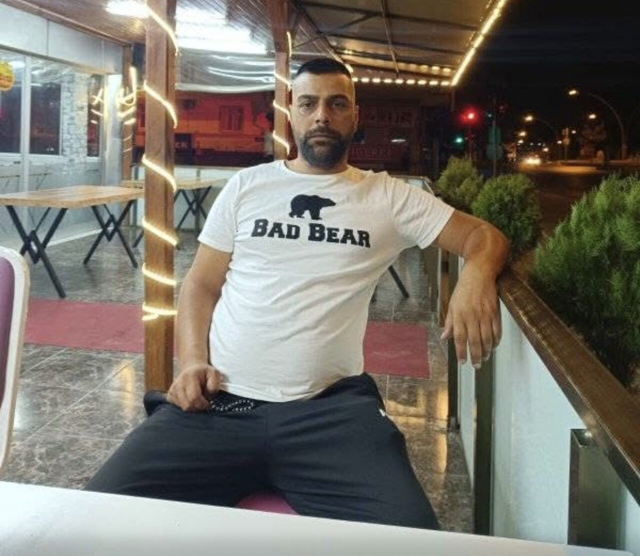 Samsun'un İlkadım ilçesinde, cezaevinden izinli çıkan 39 yaşındaki Necip Sezer'in