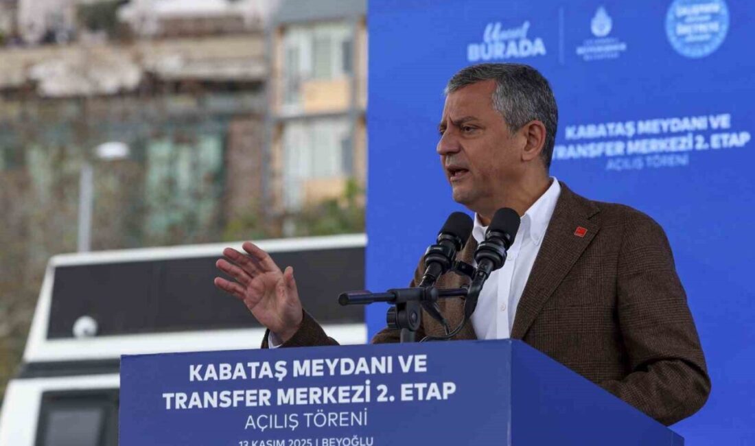 Beyoğlu’nda Kabataş Transfer Merkezi’nin İkinci Etap Açılışı Yapıldı Beyoğlu'ndaki Kabataş Transfer Merkezi 2. Etap Açılış Töreni'nde konuşan CHP