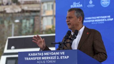 Beyoğlu'ndaki Kabataş Transfer Merkezi 2. Etap Açılış Töreni'nde konuşan CHP