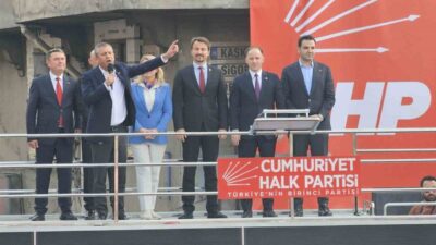 CHP Genel Başkanı Özgür Özel, Zonguldak'ta miting düzenledi. Yerel seçimlerde